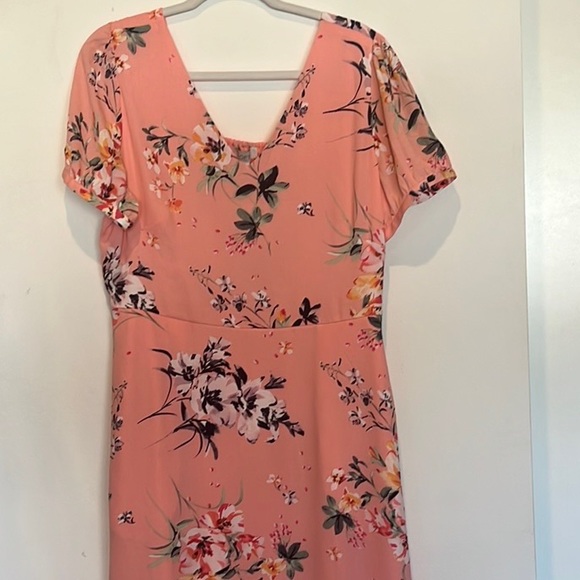 NWT floral Loft Dress - Picture 2 of 7